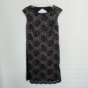 MAGGY LONDON Lace Overlay Black Cocktail Dress 2 Petite